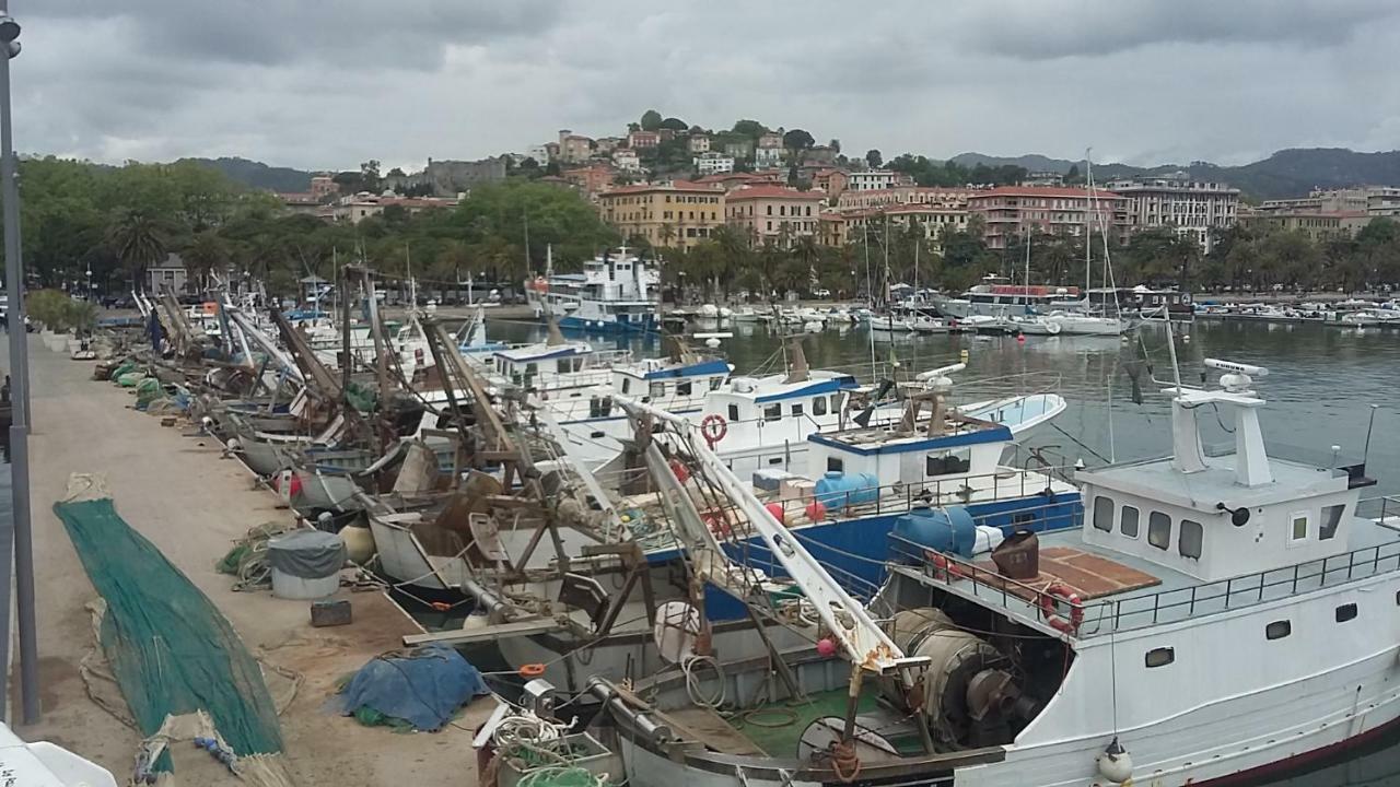 Il Golfo E I Limoni Apartman La Spezia Kültér fotó